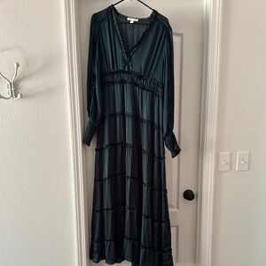 Elegant Emerald Green Maxi Dress